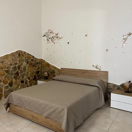 Dimora Cuoccio Bed and Breakfast Bari Exteriör bild