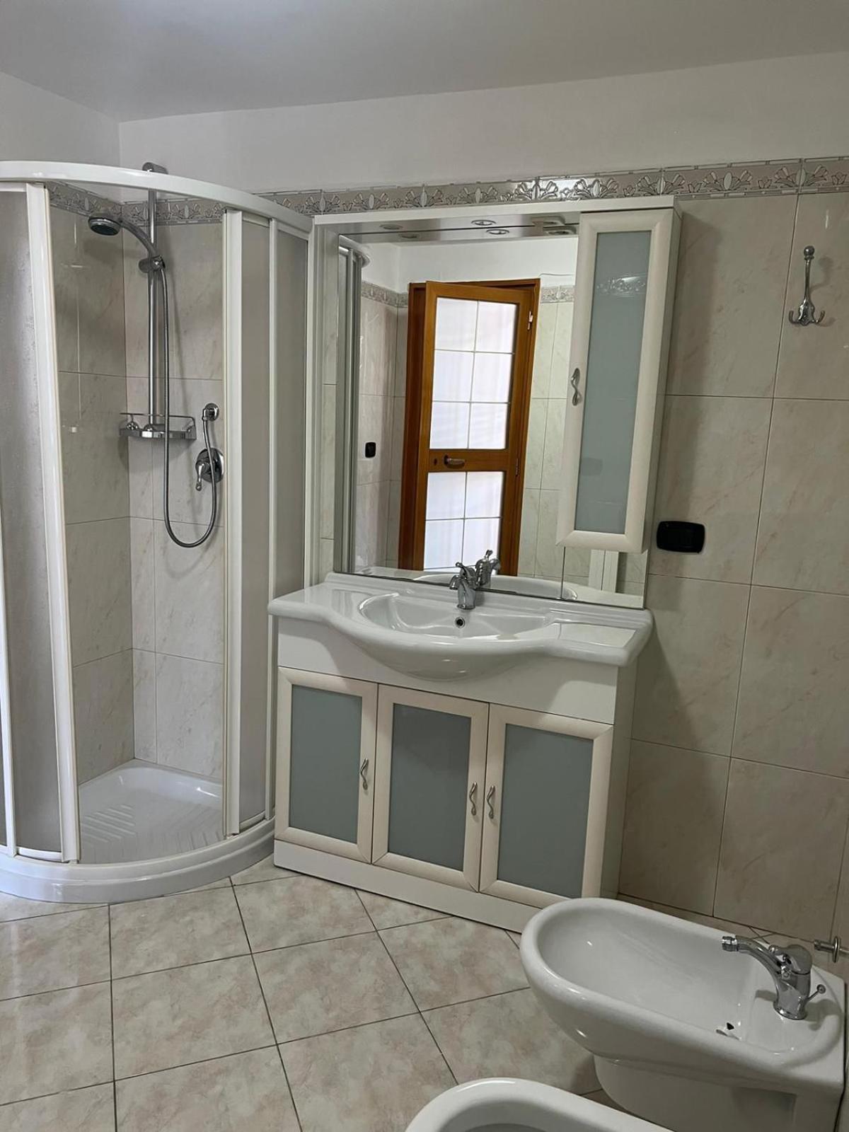 Dimora Cuoccio Bed and Breakfast Bari Exteriör bild